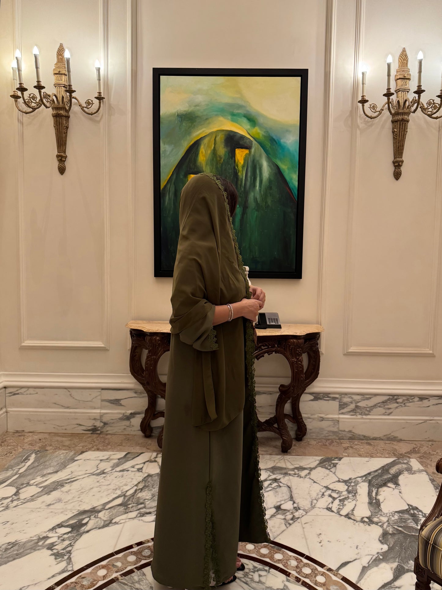 Camellia Abaya