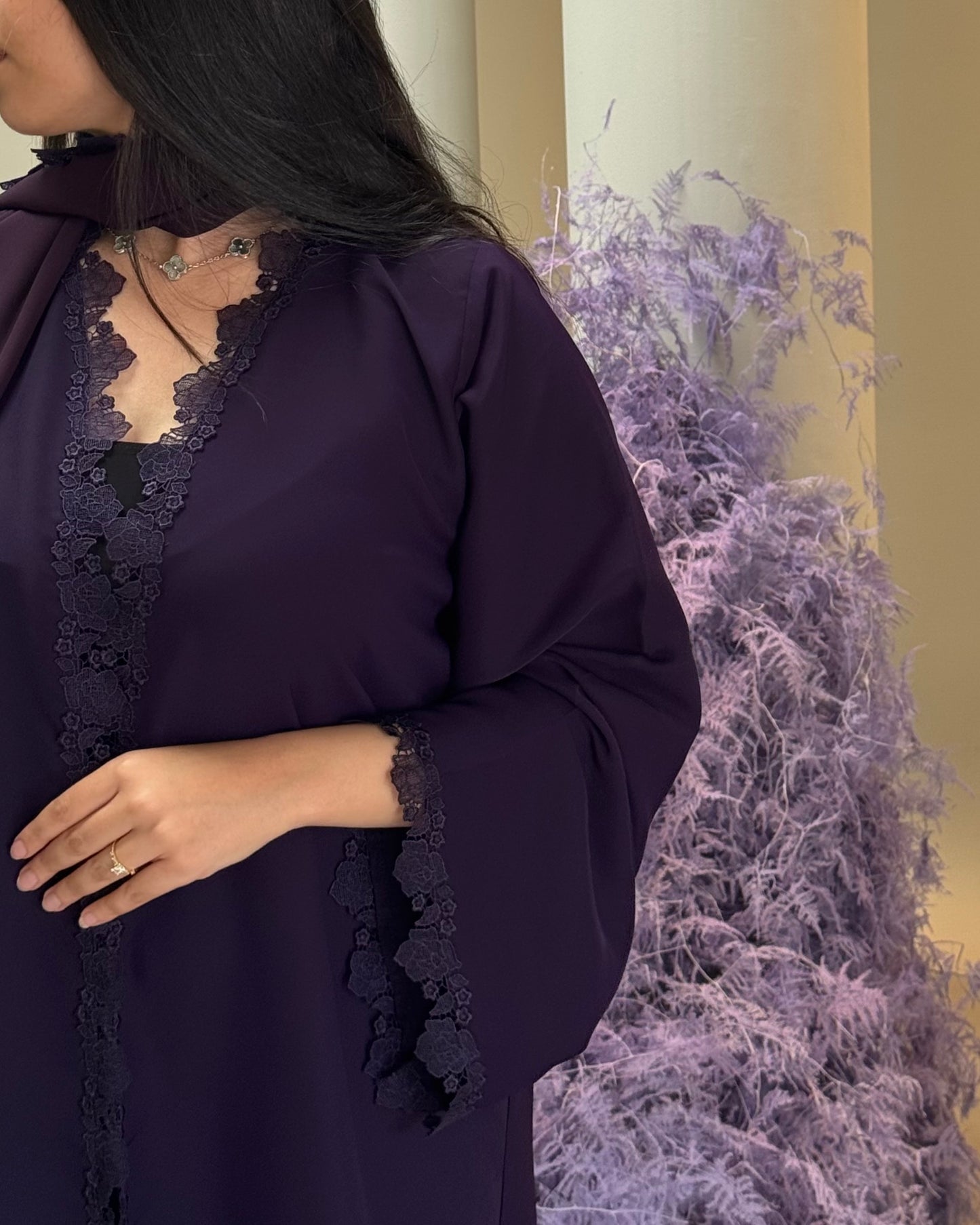 Violet abaya